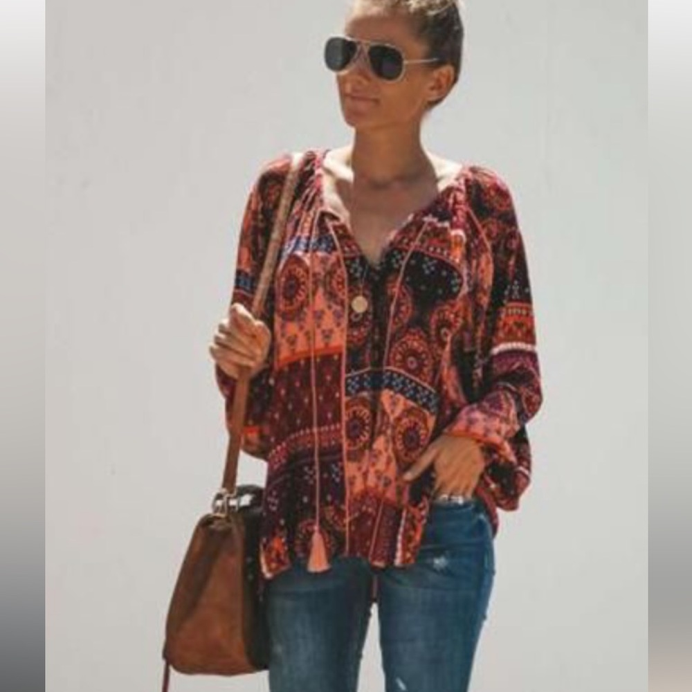 Vici Flowy Blouse